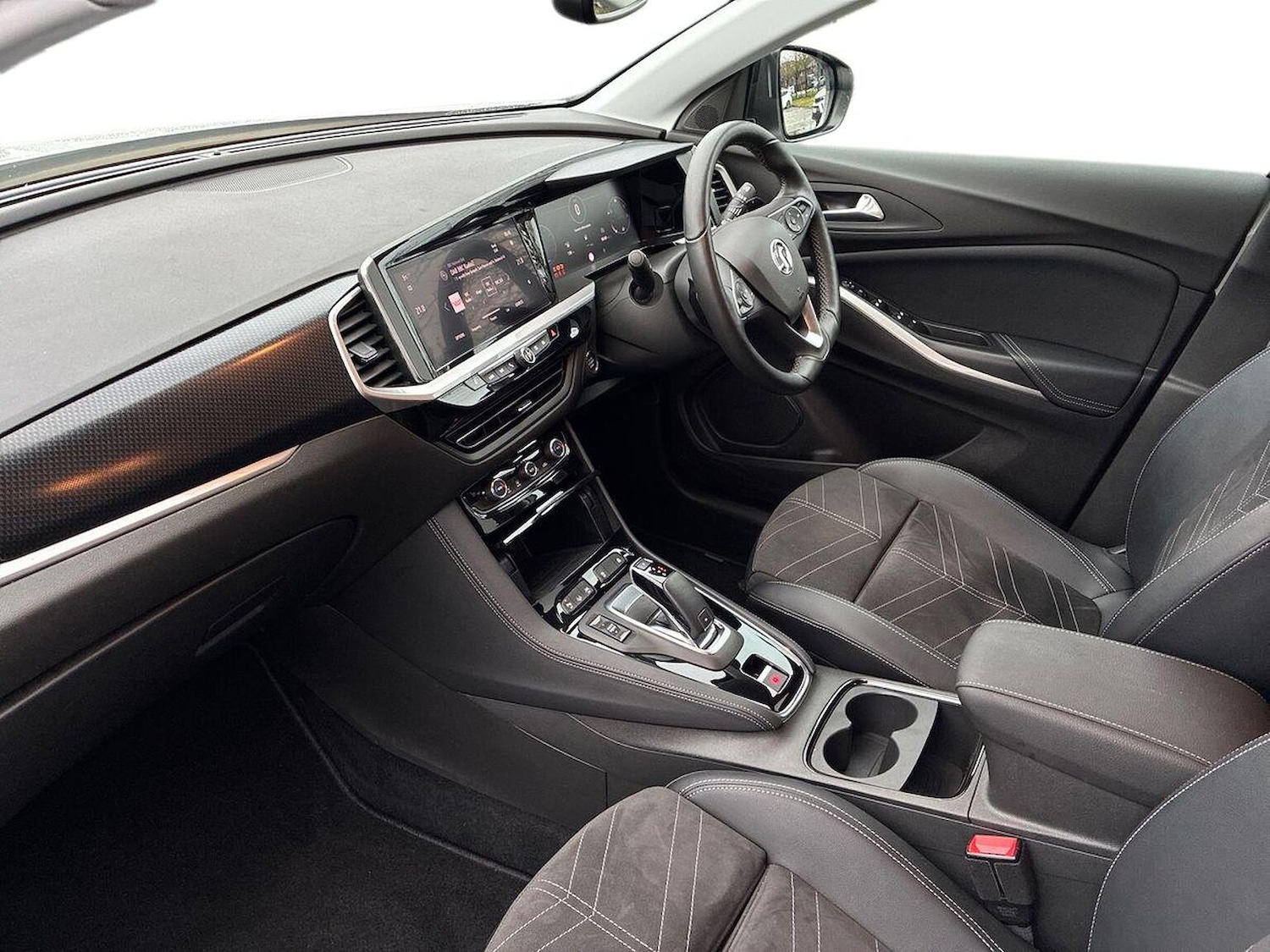 Used Vauxhall Grandland 2023 for sale - 77973977: Photo 7