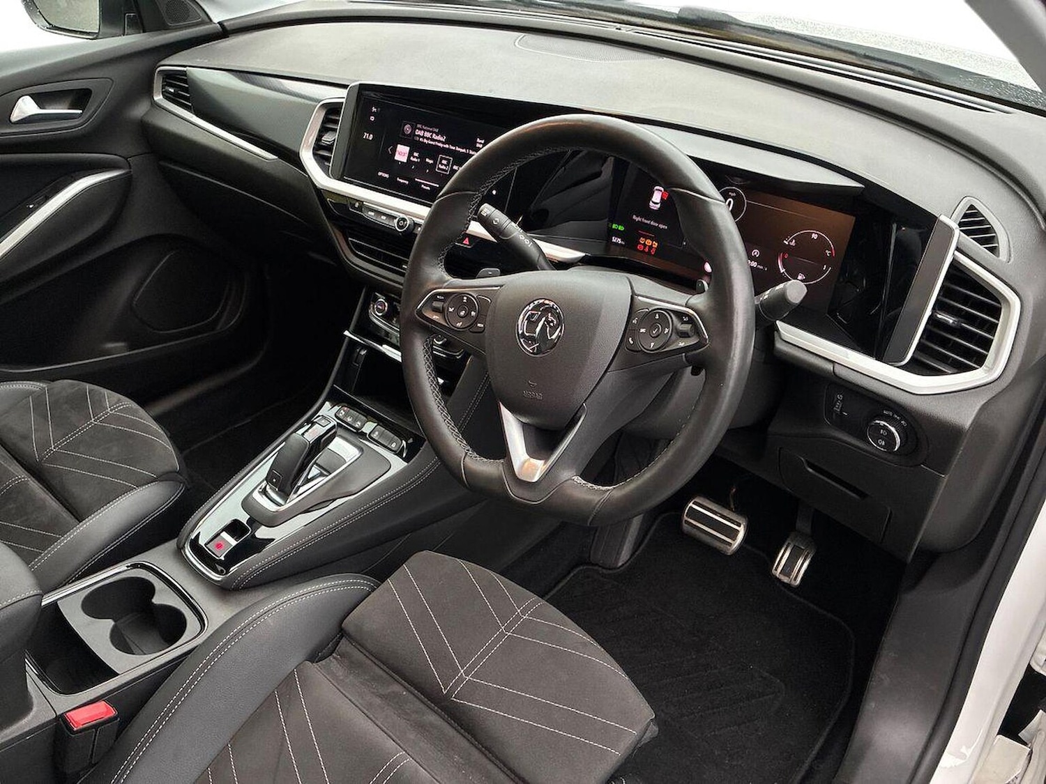 Used Vauxhall Grandland 2023 for sale - 77973977: Photo 9