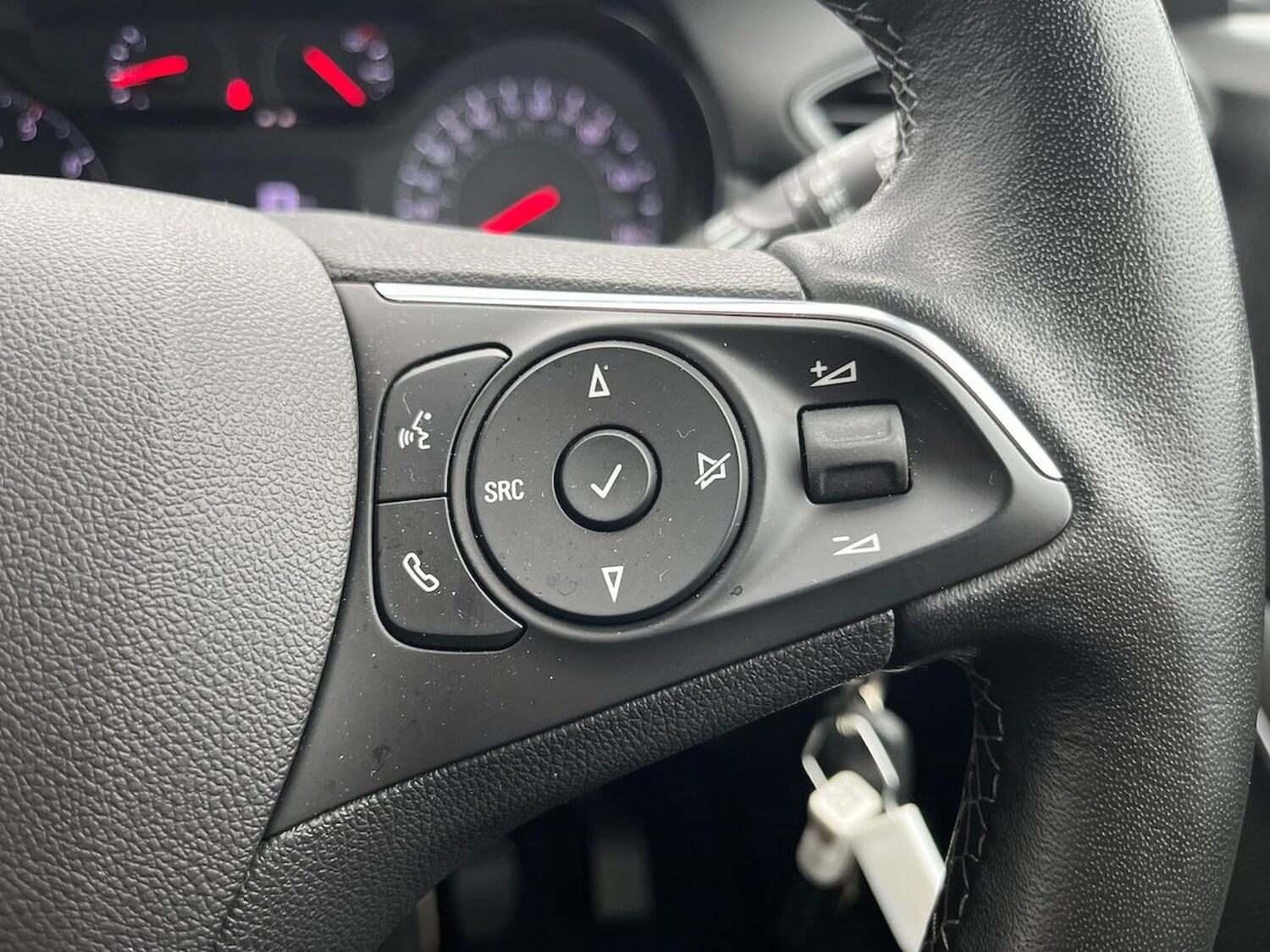 Used Vauxhall Crossland 2022 for sale - 76492396: Photo 23