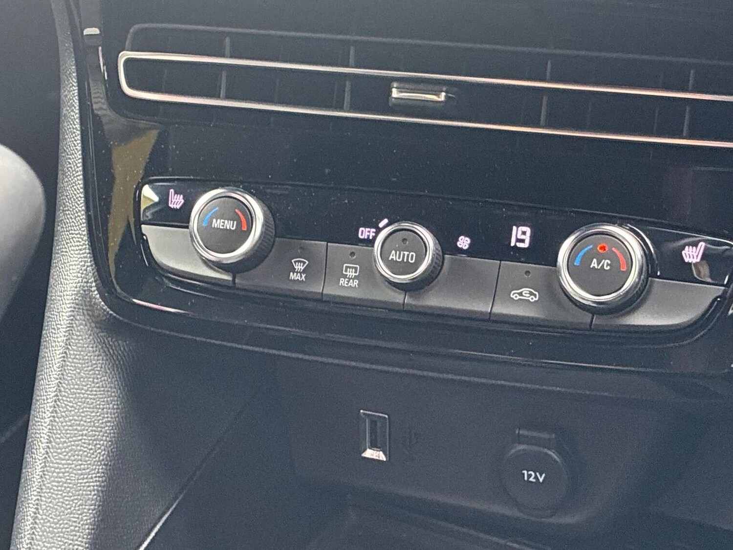 Used Vauxhall Mokka 2023 for sale - 78196402: Photo 14