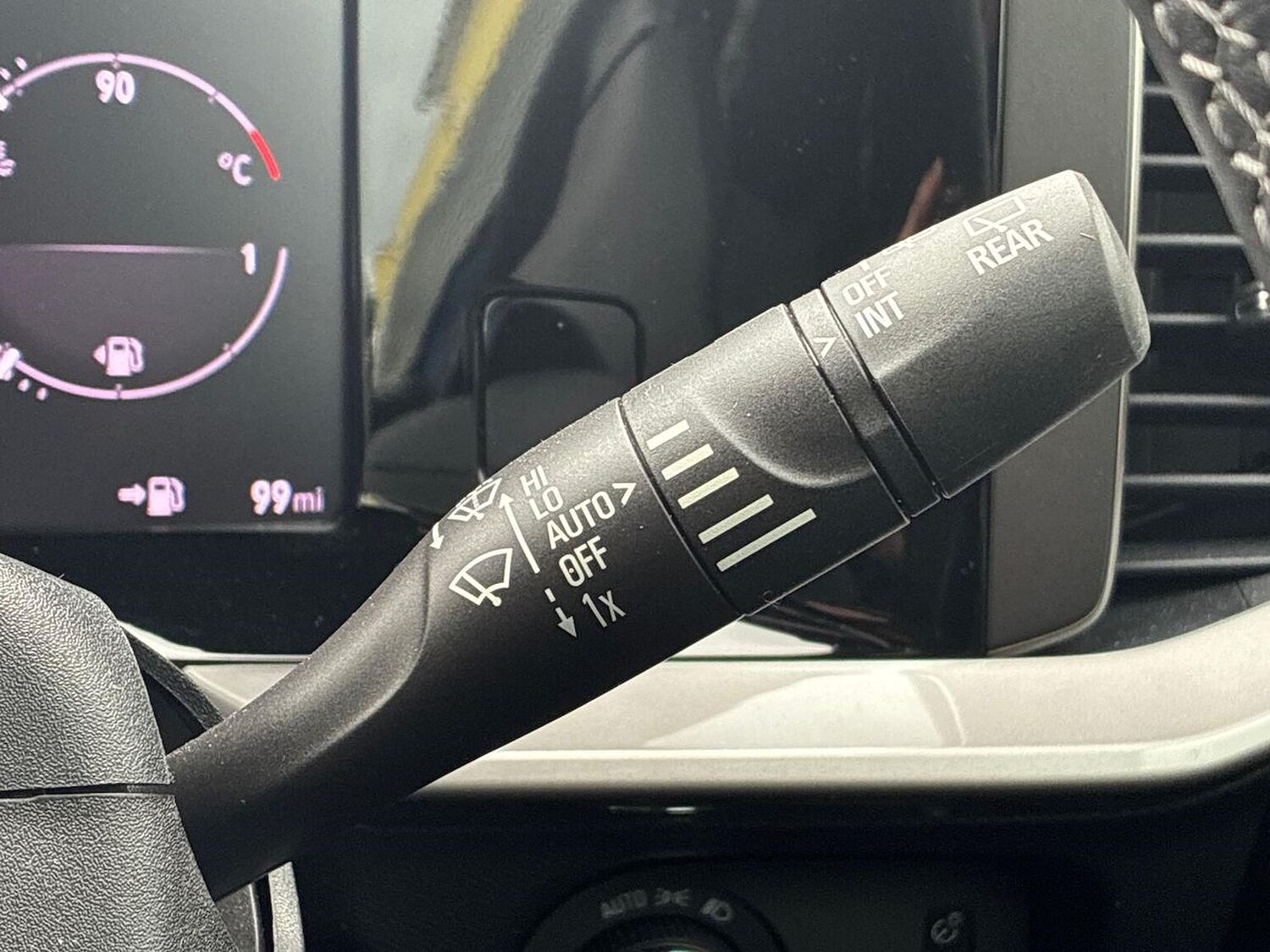 Used Vauxhall Mokka 2023 for sale - 78196402: Photo 30