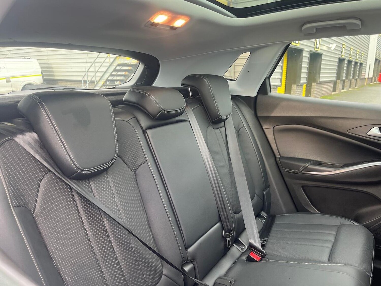 Used Vauxhall Grandland X 2020 for sale - 76600109: Photo 16