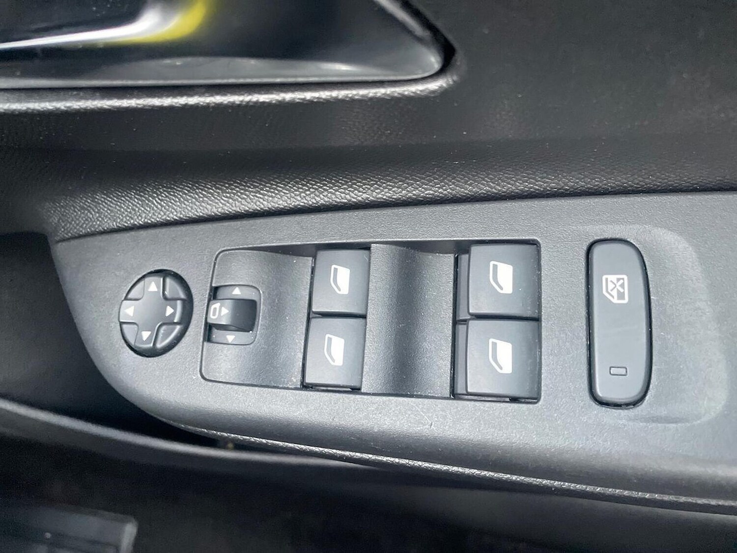 Used Vauxhall Corsa 2023 for sale - 76693430: Photo 21