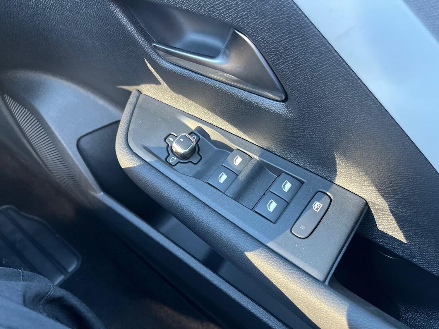 Used Vauxhall Astra 2025 for sale - 76565496: Photo 21