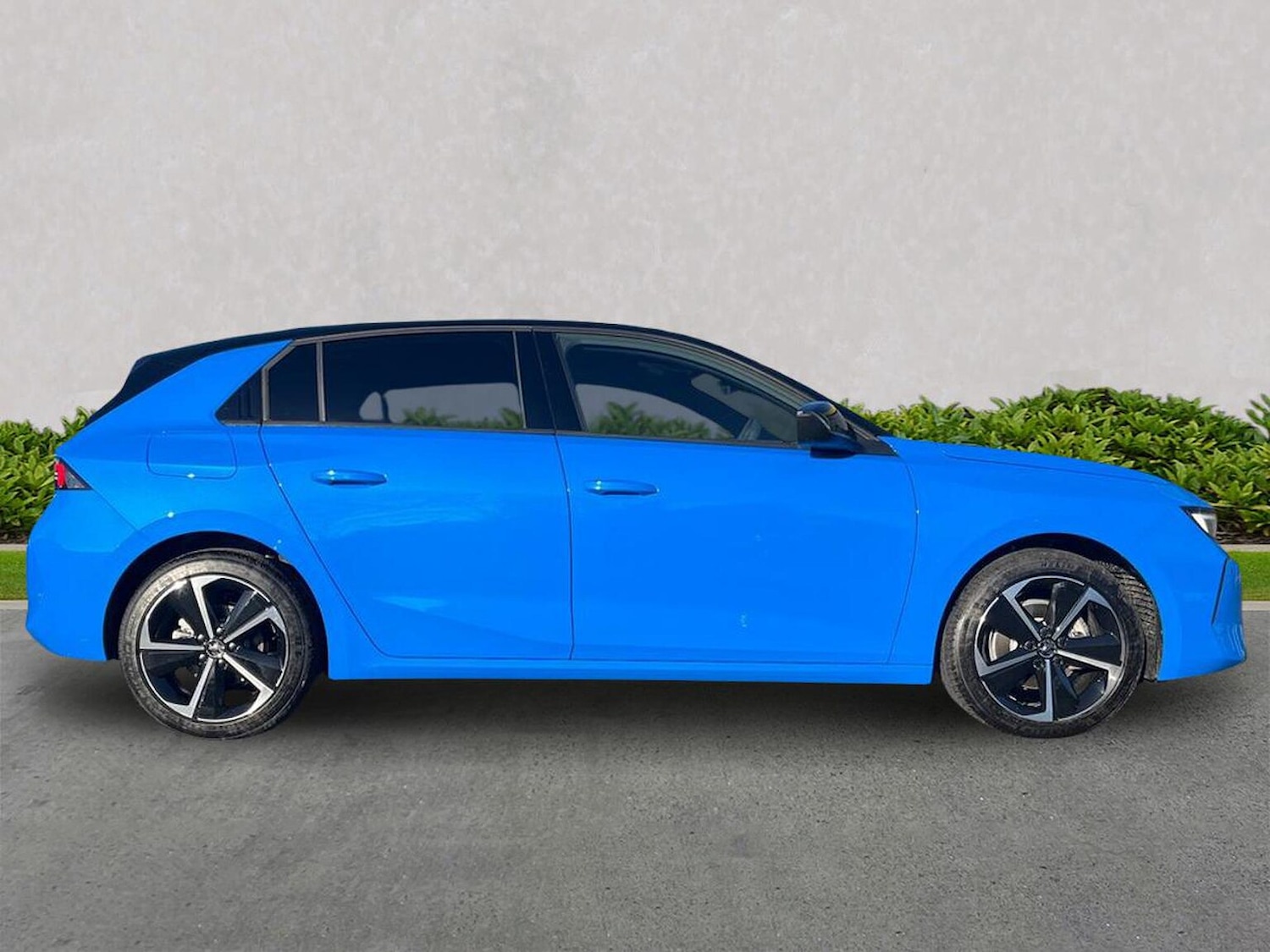 Used Vauxhall Astra 2025 for sale - 76565496: Photo 3