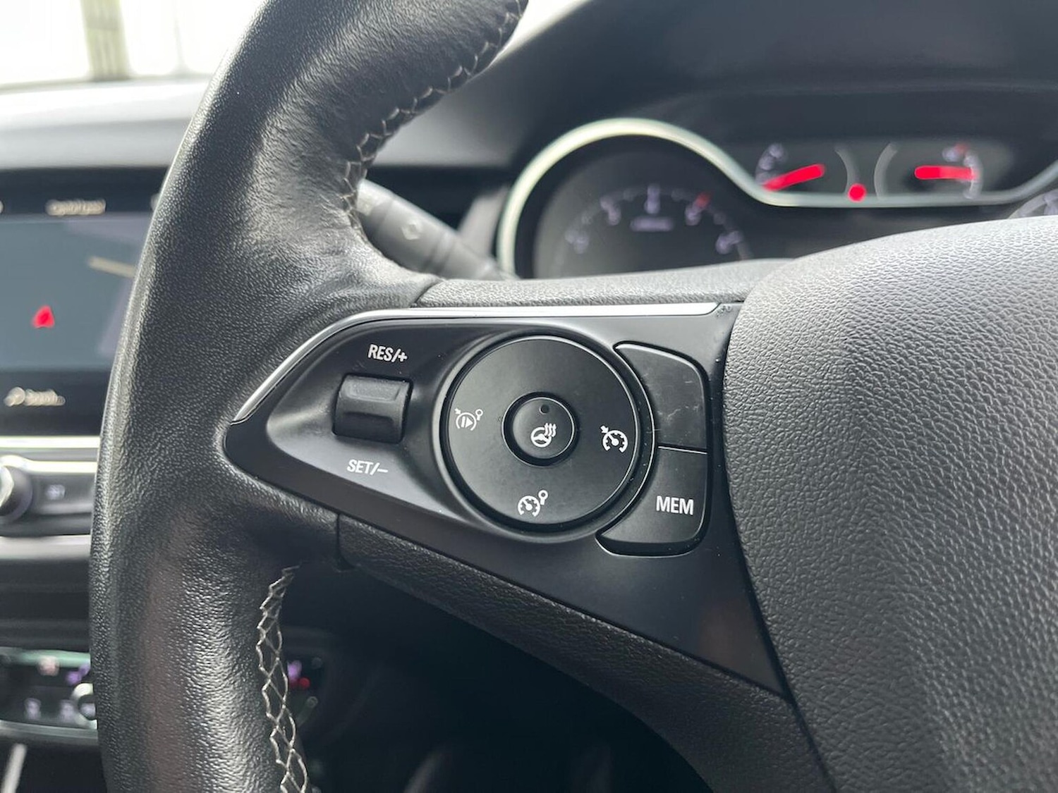 Used Vauxhall Crossland 2022 for sale - 76693405: Photo 26