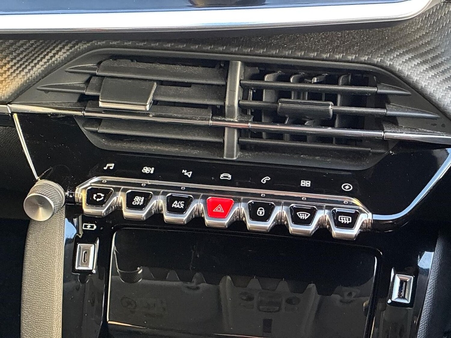 Used Peugeot 208 2020 for sale - 77822121: Photo 12