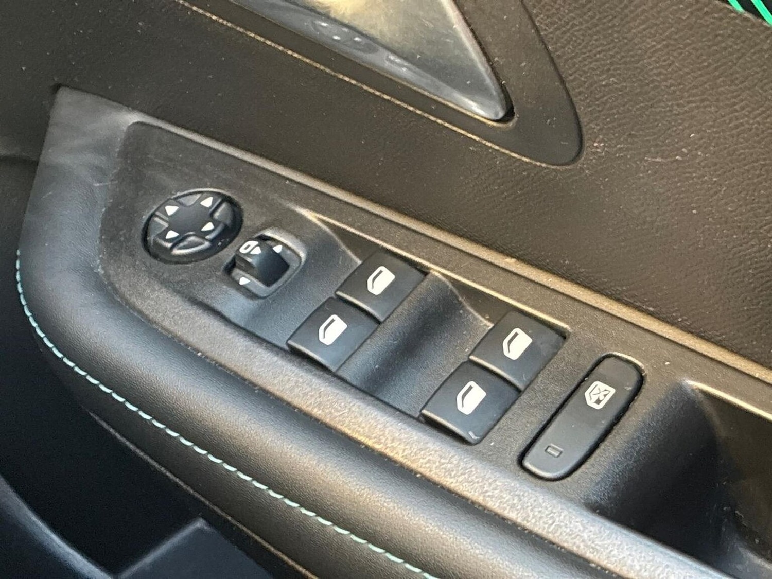 Used Peugeot 208 2020 for sale - 77822121: Photo 21