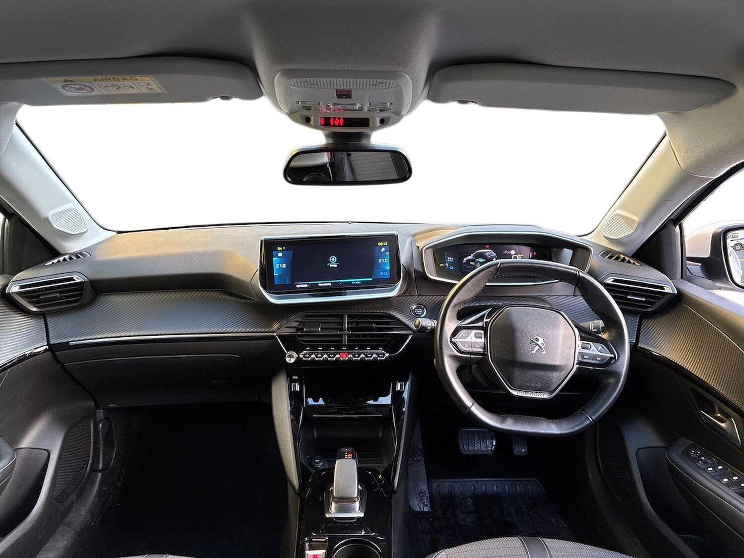 Used Peugeot 208 2020 for sale - 77822121: Photo 8