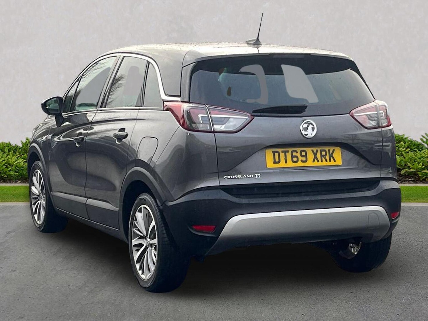 Used Vauxhall Crossland X 2020 for sale - 76877896: Photo 2