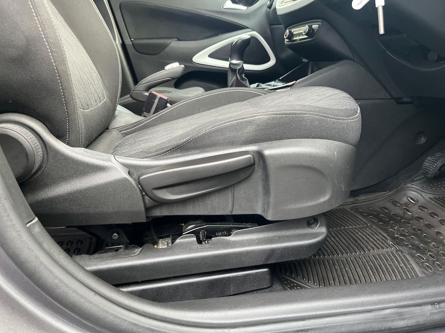 Used Vauxhall Crossland X 2020 for sale - 76877896: Photo 28