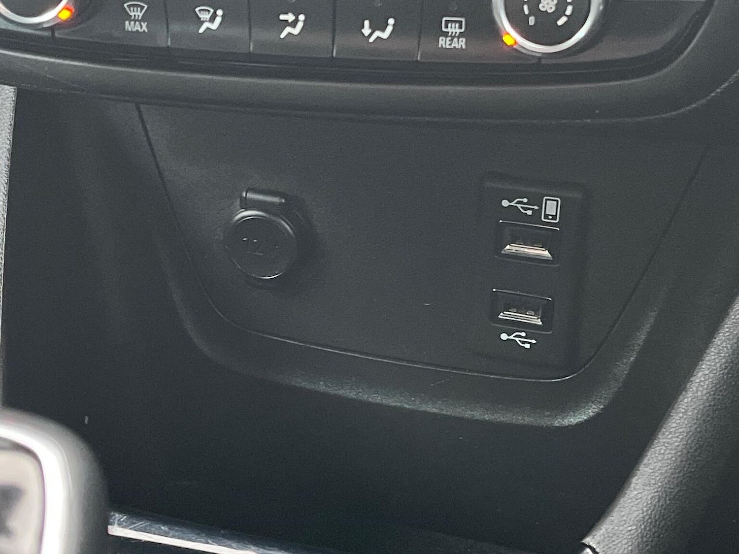 Used Vauxhall Crossland X 2020 for sale - 76877896: Photo 36