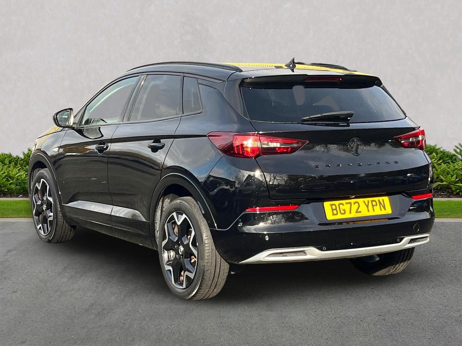 Used Vauxhall Grandland 2022 for sale - 76450546: Photo 2