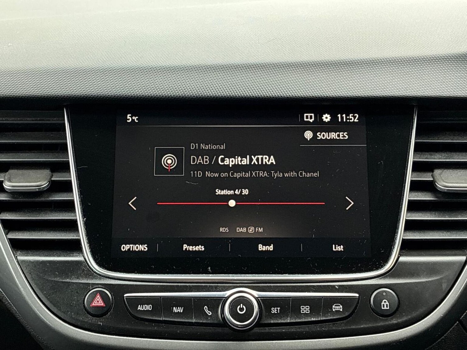 Used Vauxhall Crossland 2022 for sale - 77069334: Photo 11