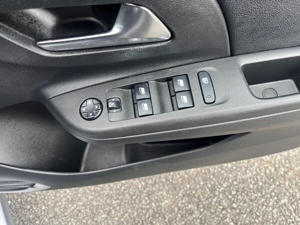 Used Vauxhall Corsa 2020 for sale - 76232763: Photo 21