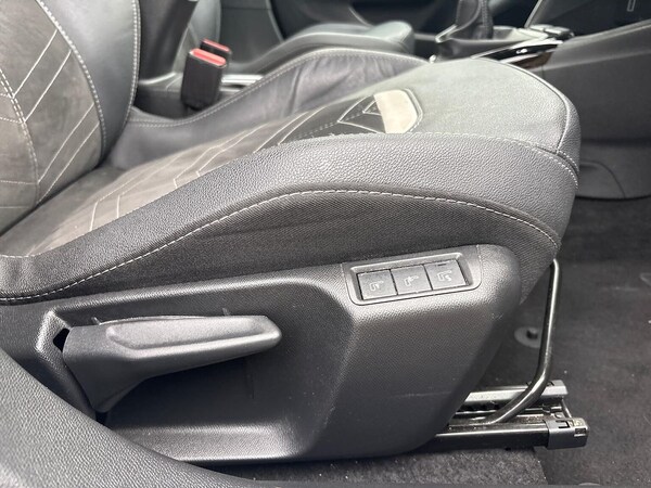 Used Vauxhall Corsa 2023 for sale - 76142984: Photo 30
