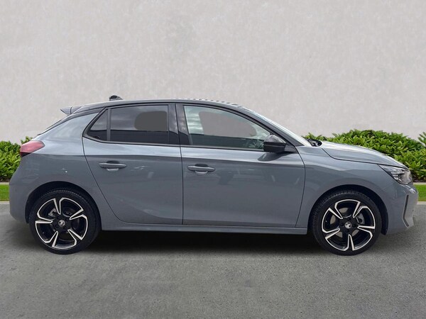 Used Vauxhall Corsa 2023 for sale - 76142984: Photo 3