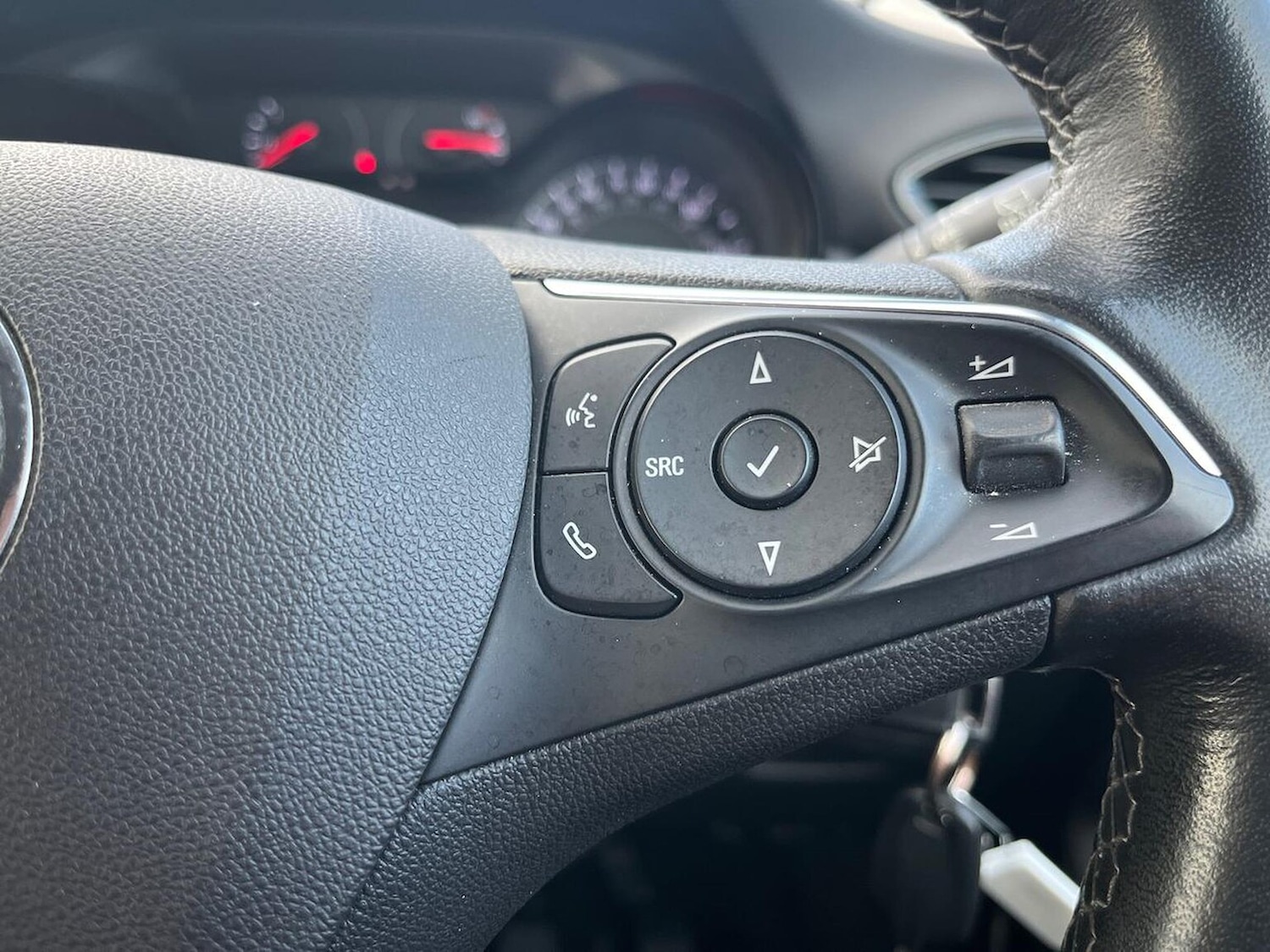 Used Vauxhall Crossland 2022 for sale - 76510759: Photo 23