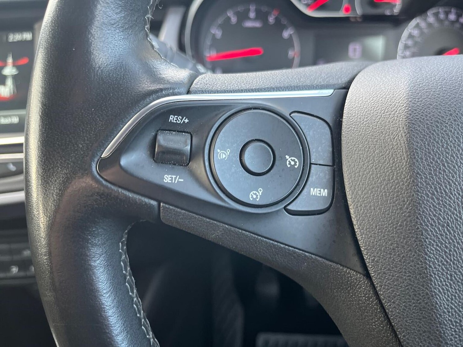 Used Vauxhall Crossland 2022 for sale - 76510759: Photo 24