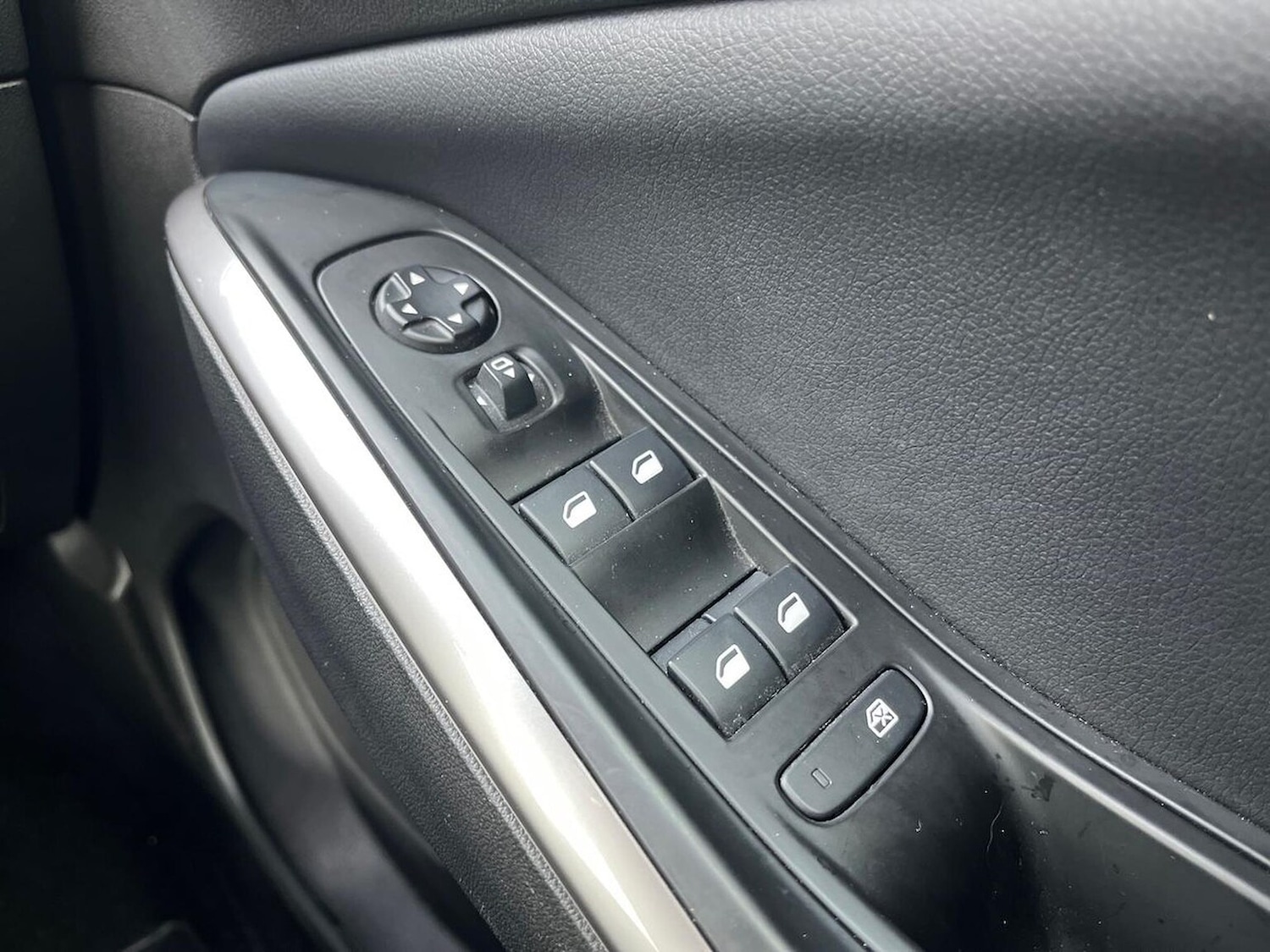 Used Vauxhall Grandland 2023 for sale - 76464638: Photo 21