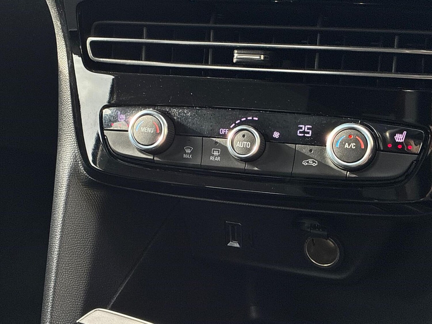 Used Vauxhall Mokka 2022 for sale - 78131770: Photo 12