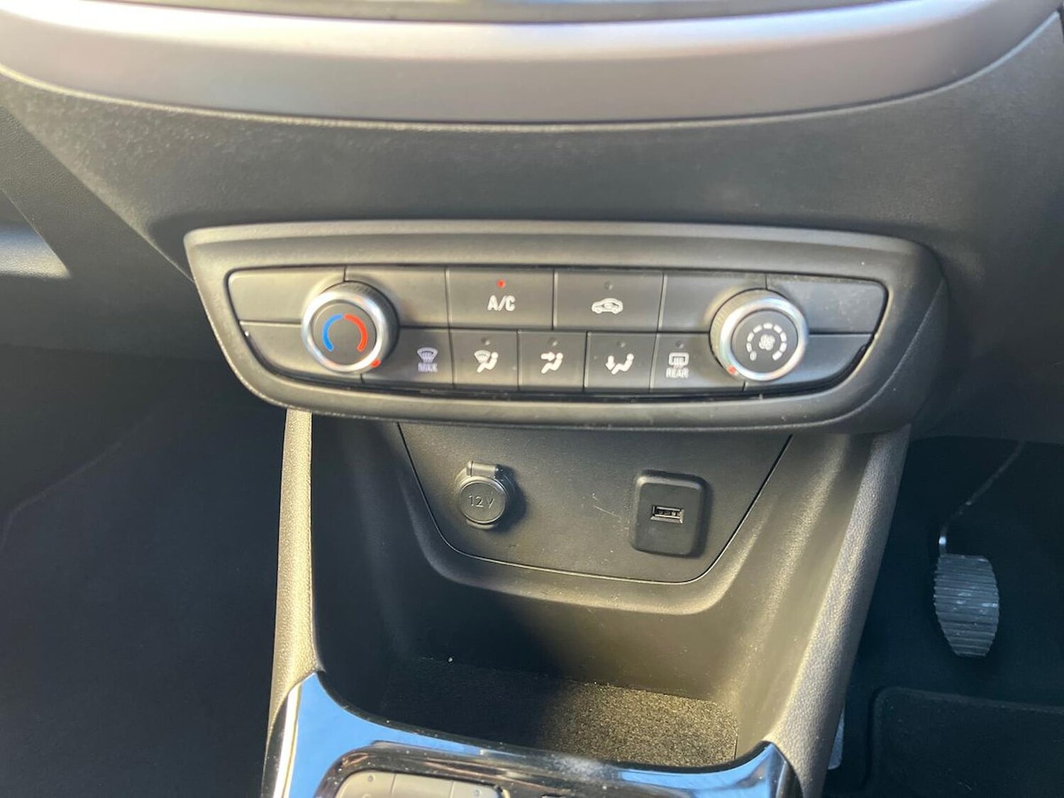 Used Vauxhall Crossland 2022 for sale - 76651232: Photo 12