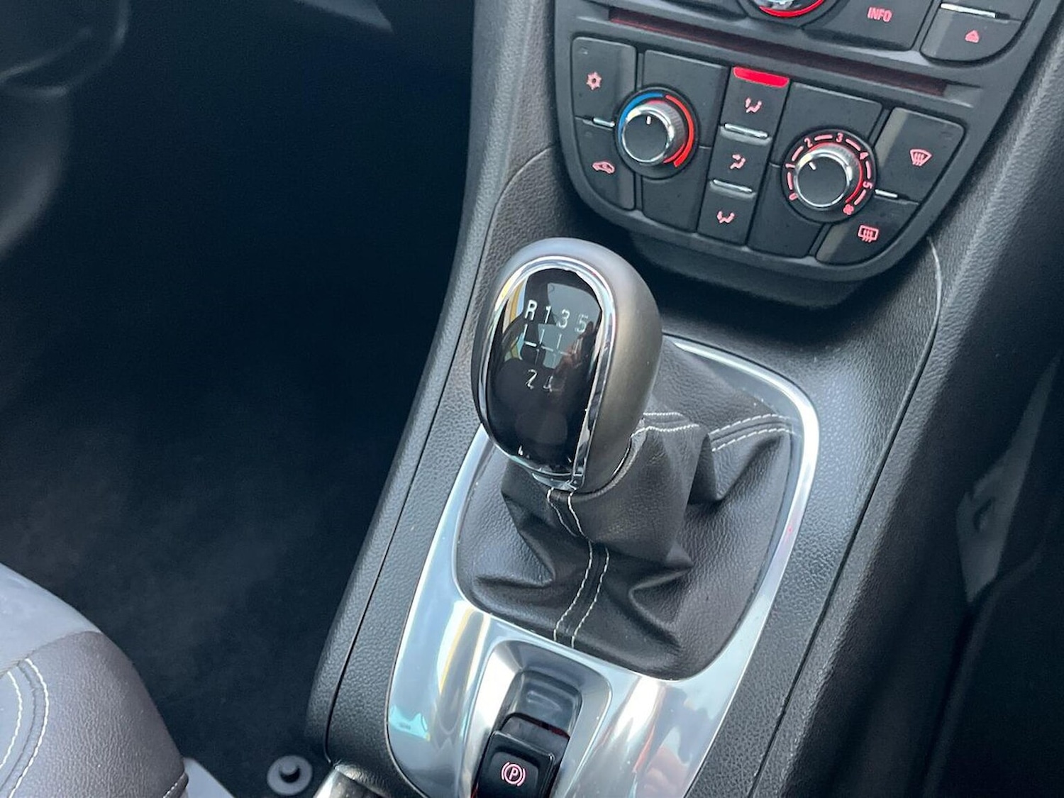 Used Vauxhall Meriva 2016 for sale - 76785161: Photo 13