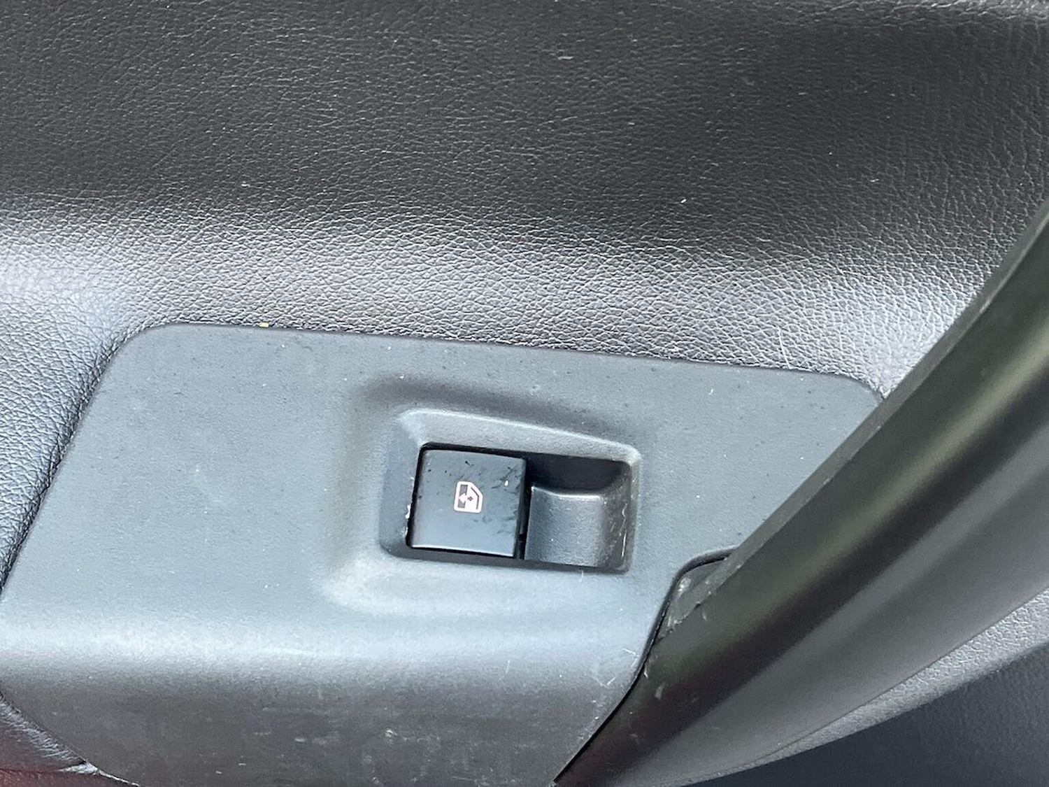 Used Vauxhall Meriva 2016 for sale - 76785161: Photo 35