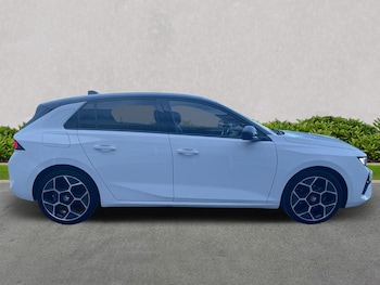 Used Vauxhall Astra 2024 for sale - 75718050: Photo
