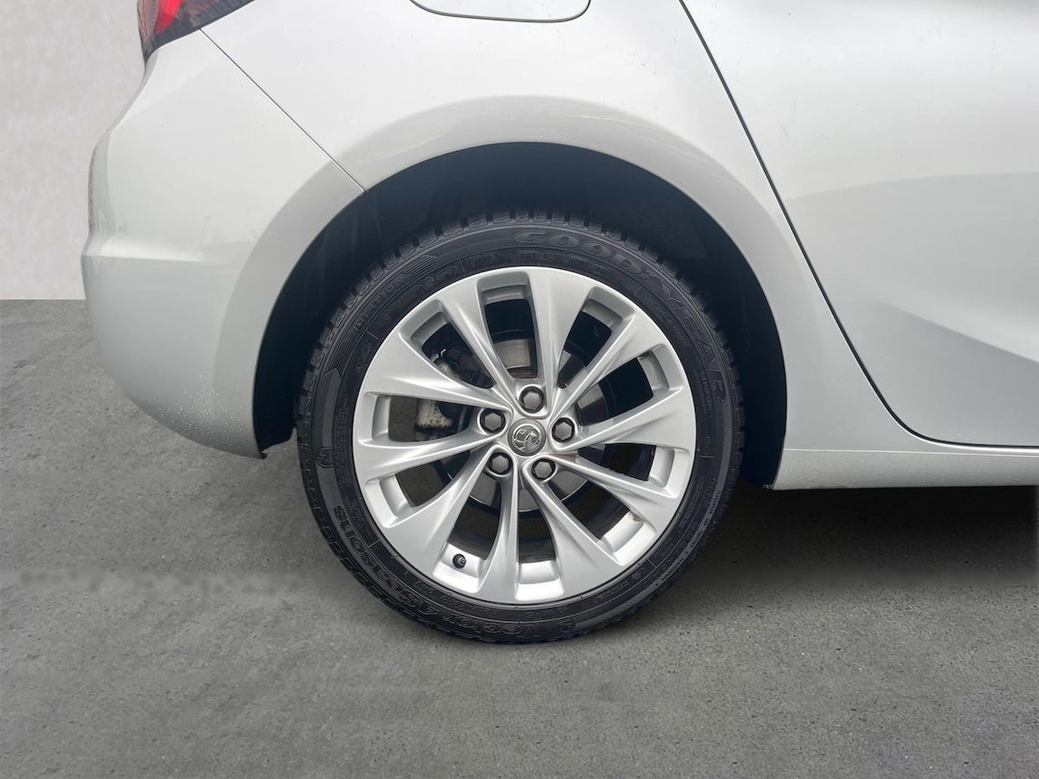 Used Vauxhall Astra 2017 for sale - 76541921: Photo 6