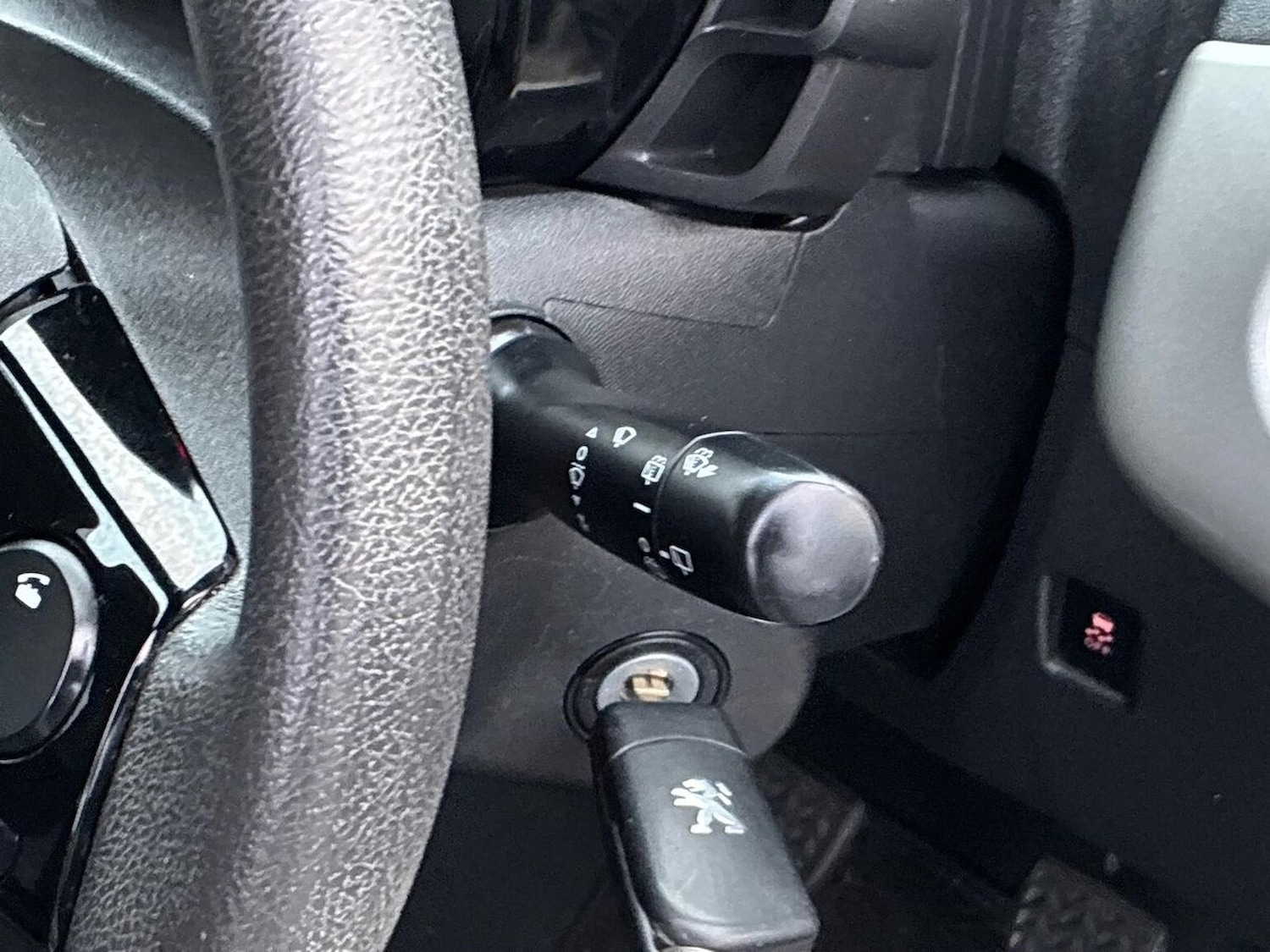 Used Peugeot 108 2017 for sale - 77078016: Photo 27