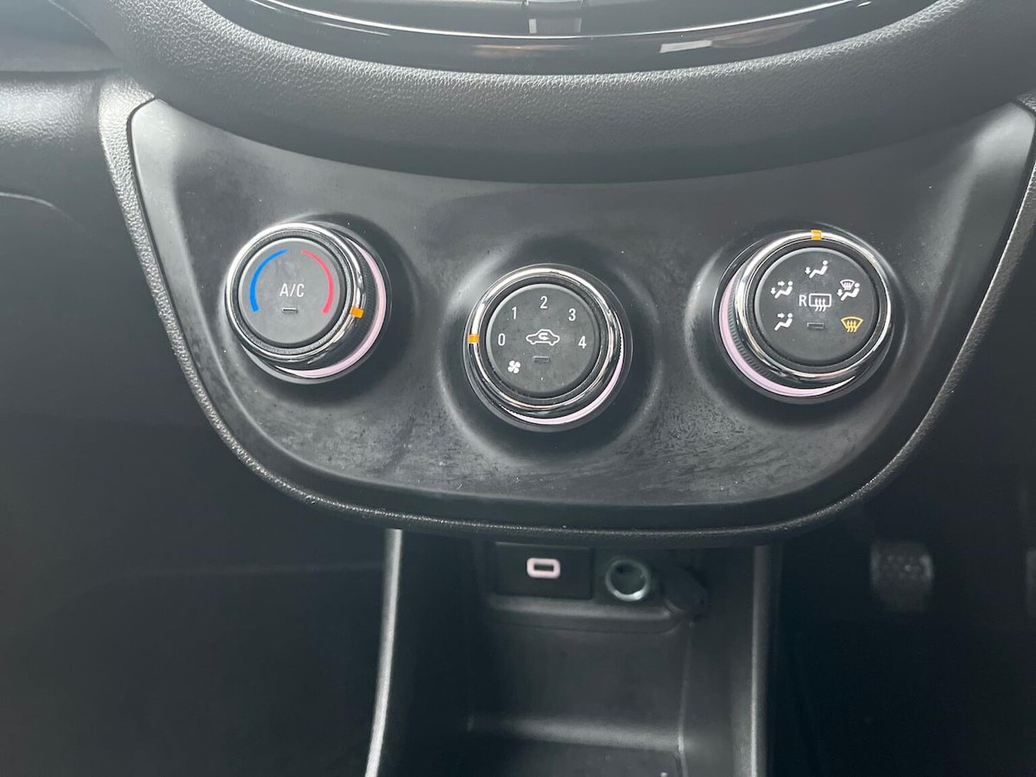 Used Vauxhall Viva 2019 for sale - 76719301: Photo 12