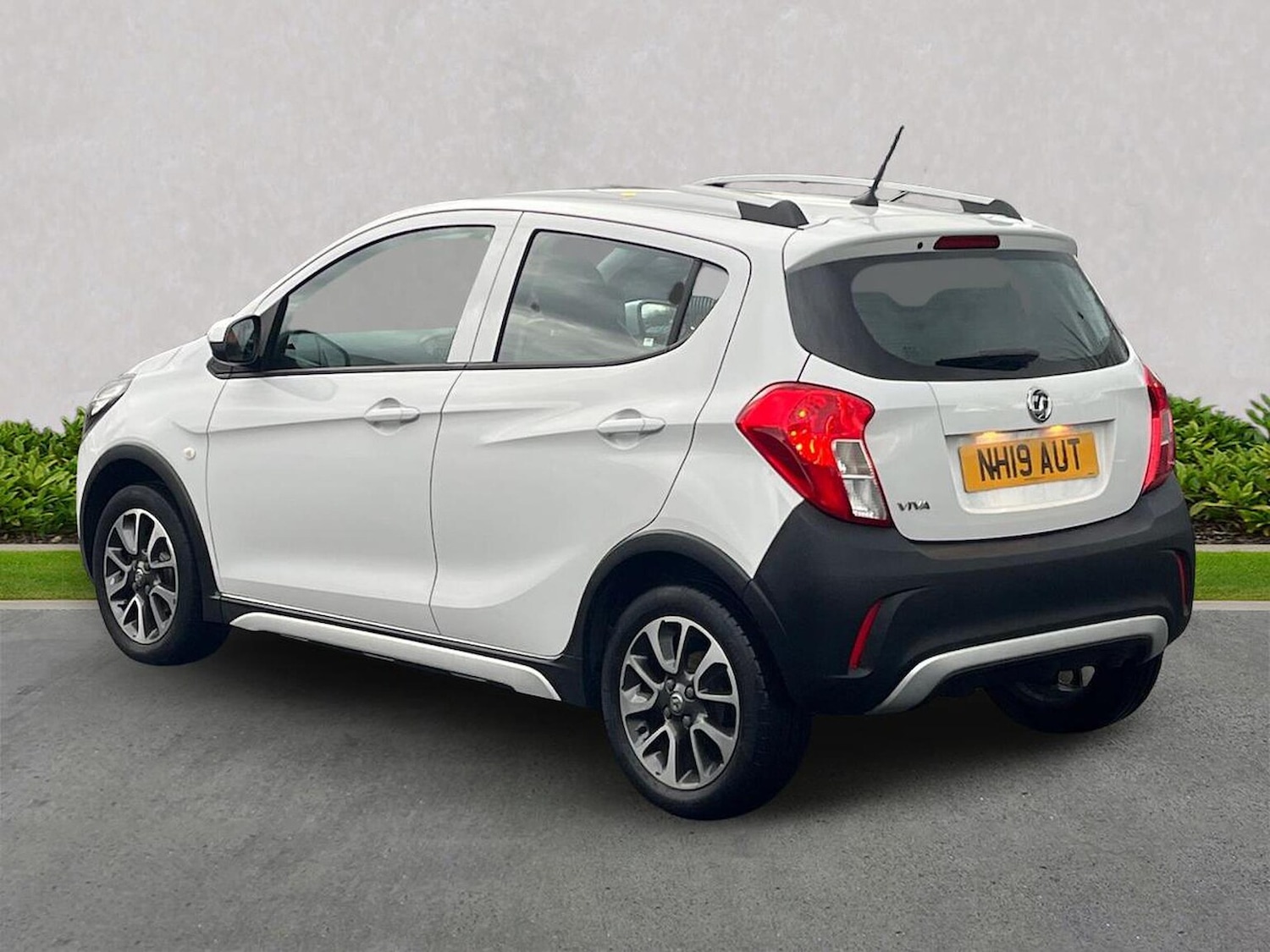 Used Vauxhall Viva 2019 for sale - 76719301: Photo 2