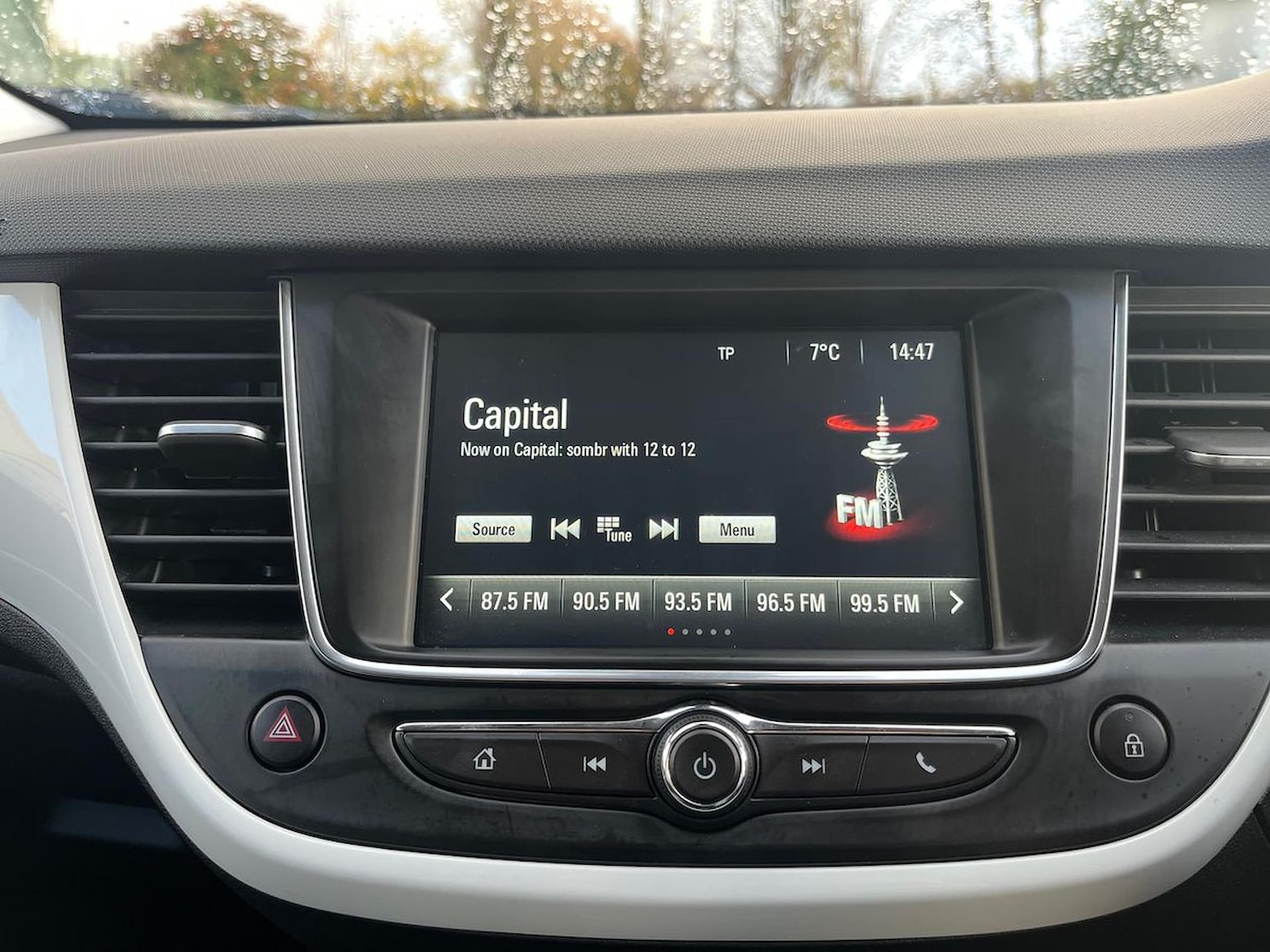 Used Vauxhall Crossland 2021 for sale - 76627946: Photo 11