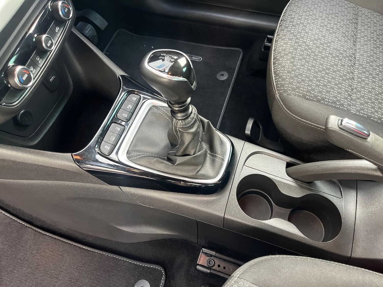 Used Vauxhall Crossland 2021 for sale - 76627946: Photo 13