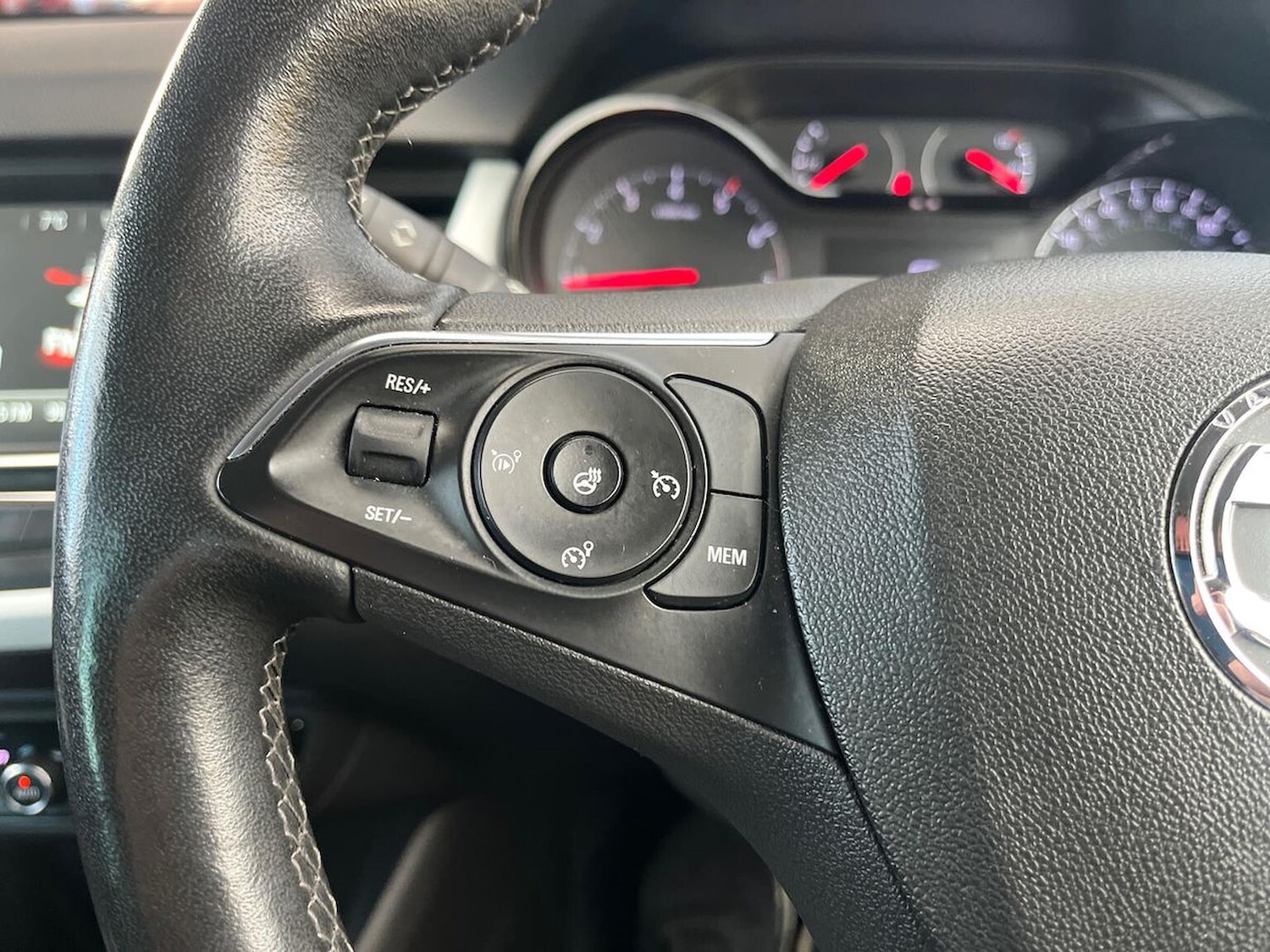 Used Vauxhall Crossland 2021 for sale - 76627946: Photo 25