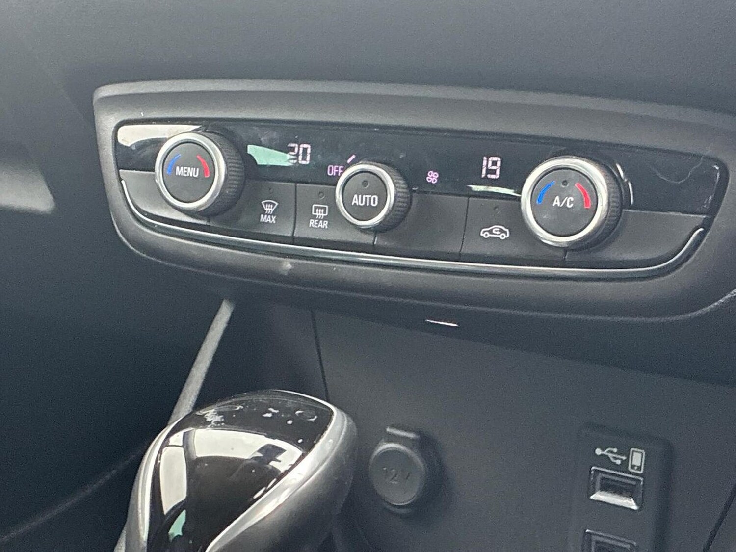 Used Vauxhall Crossland X 2018 for sale - 78196410: Photo 14