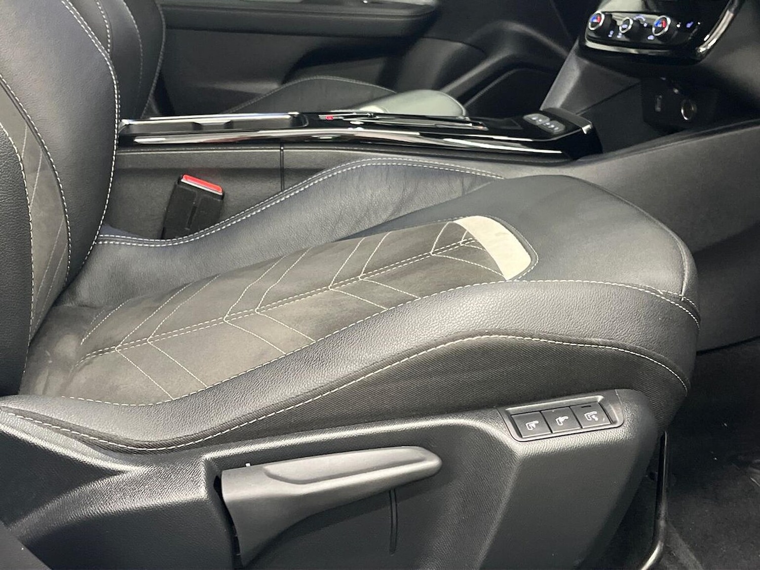 Used Vauxhall Mokka 2023 for sale - 76920073: Photo 28