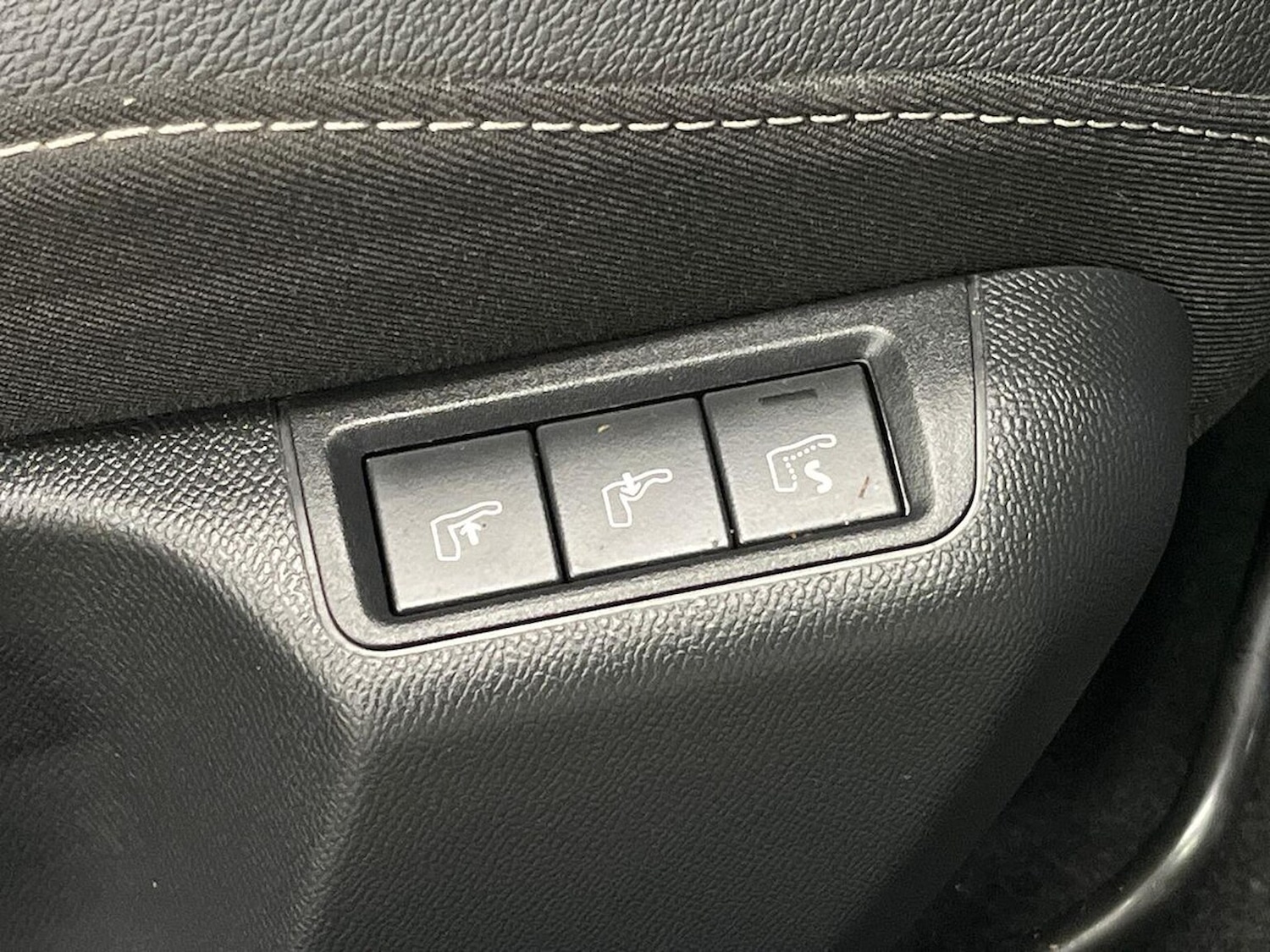 Used Vauxhall Mokka 2023 for sale - 76920073: Photo 37