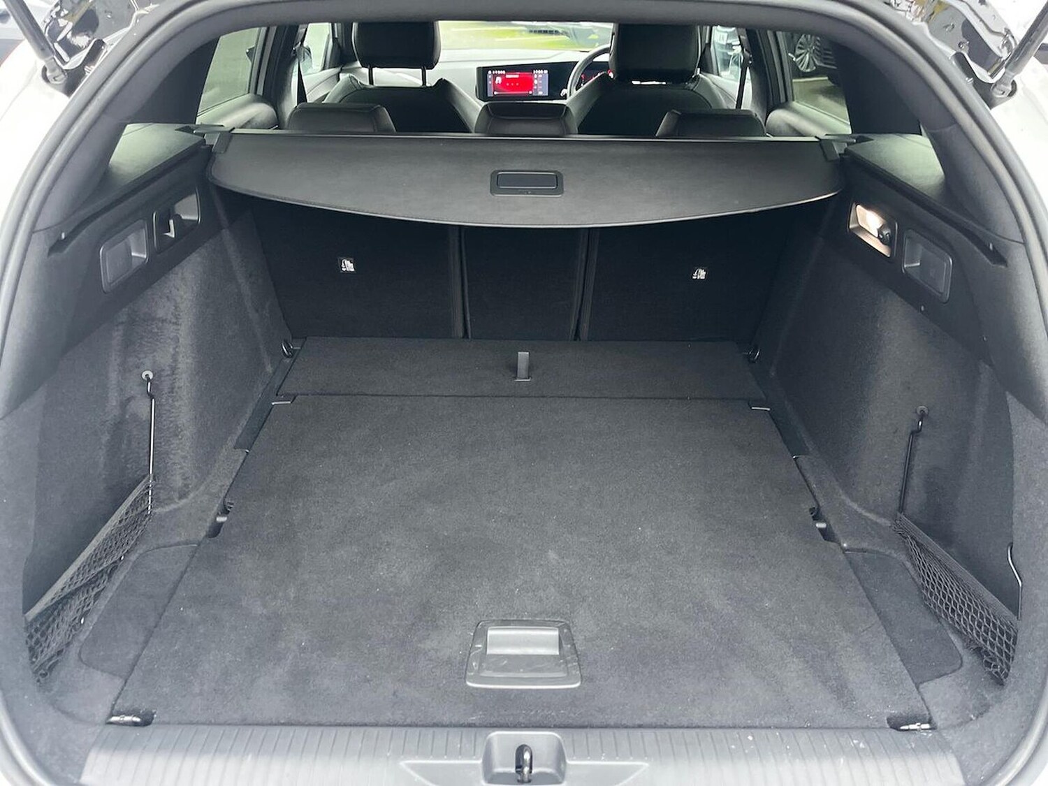 Used Vauxhall Astra 2024 for sale - 76853945: Photo 17