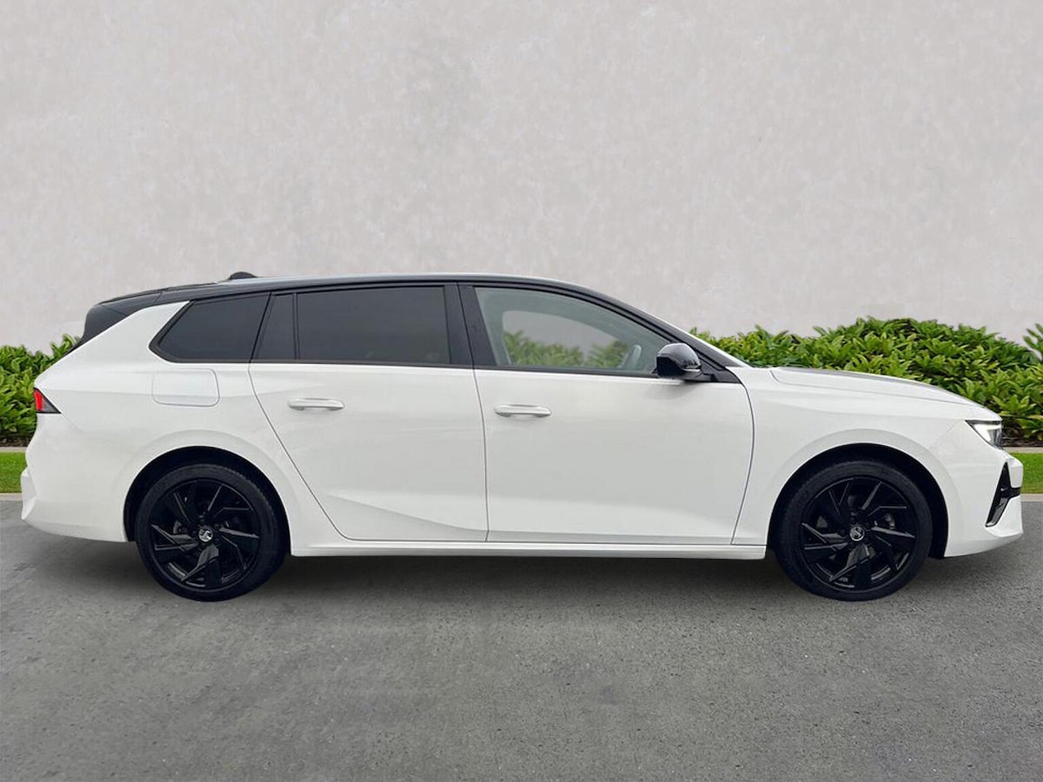 Used Vauxhall Astra 2024 for sale - 76853945: Photo 3