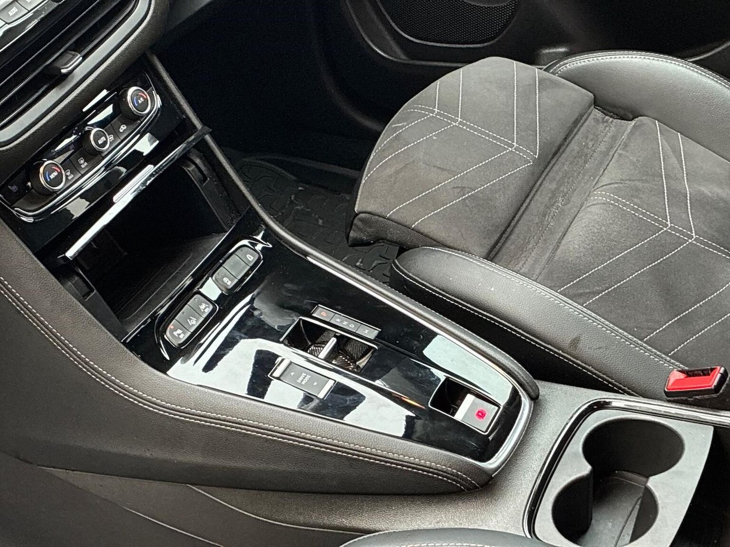 Used Vauxhall Grandland 2024 for sale - 77973979: Photo 13