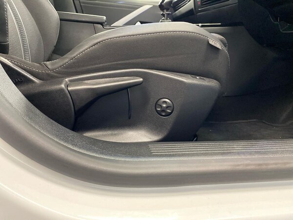 Used Vauxhall Astra 2024 for sale - 76211966: Photo 30