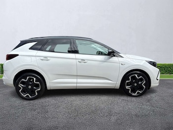 Used Vauxhall Grandland 2023 for sale - 78904973: Photo