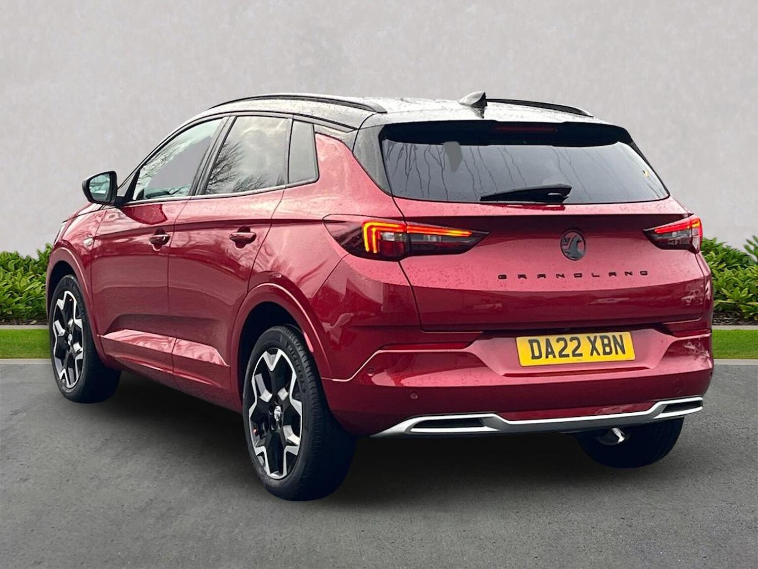 Used Vauxhall Grandland 2022 for sale - 77023416: Photo 2