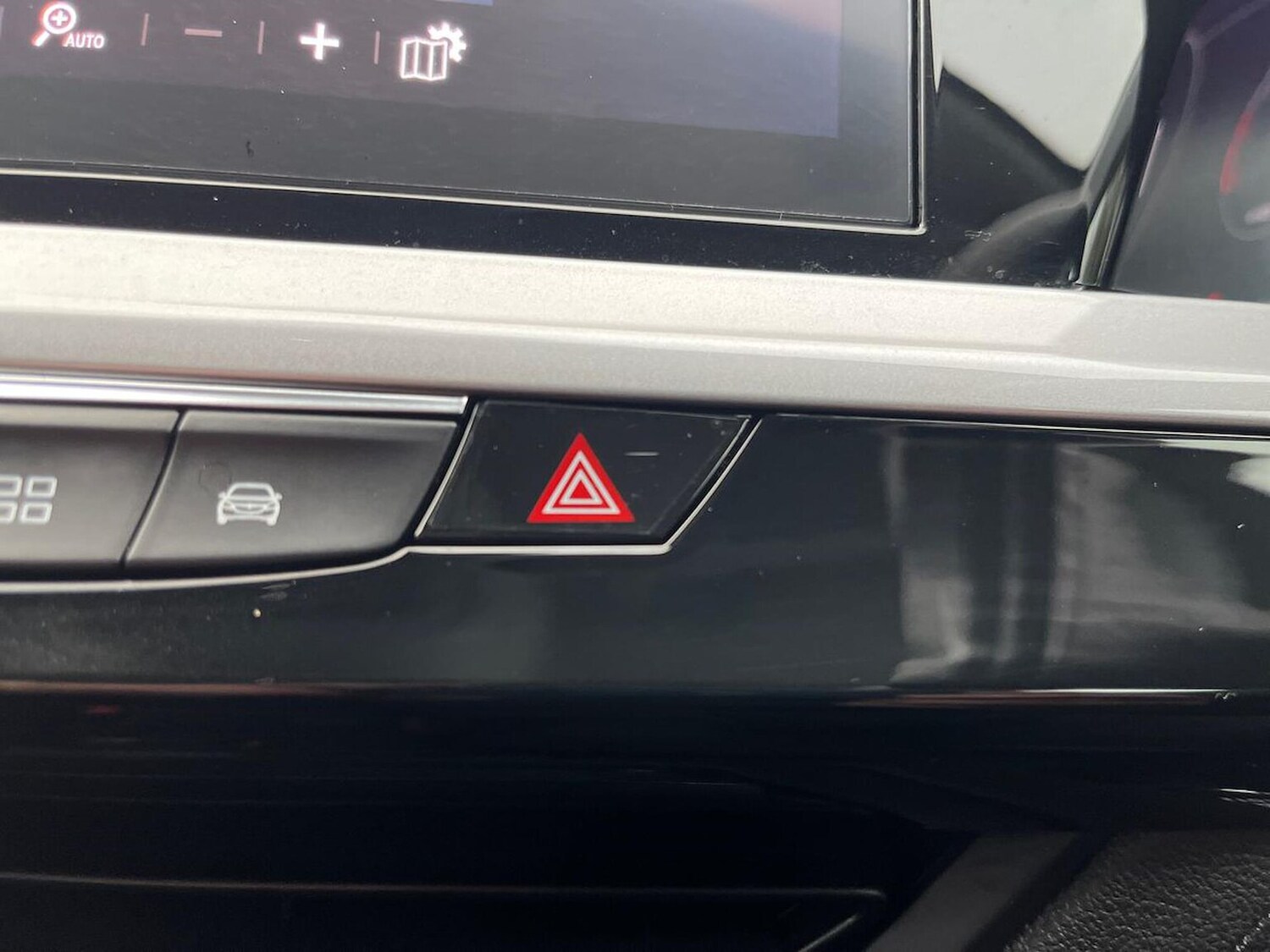 Used Vauxhall Grandland 2022 for sale - 76682637: Photo 22