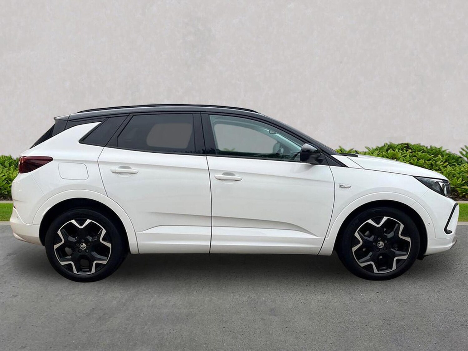 Used Vauxhall Grandland 2022 for sale - 76682637: Photo 3