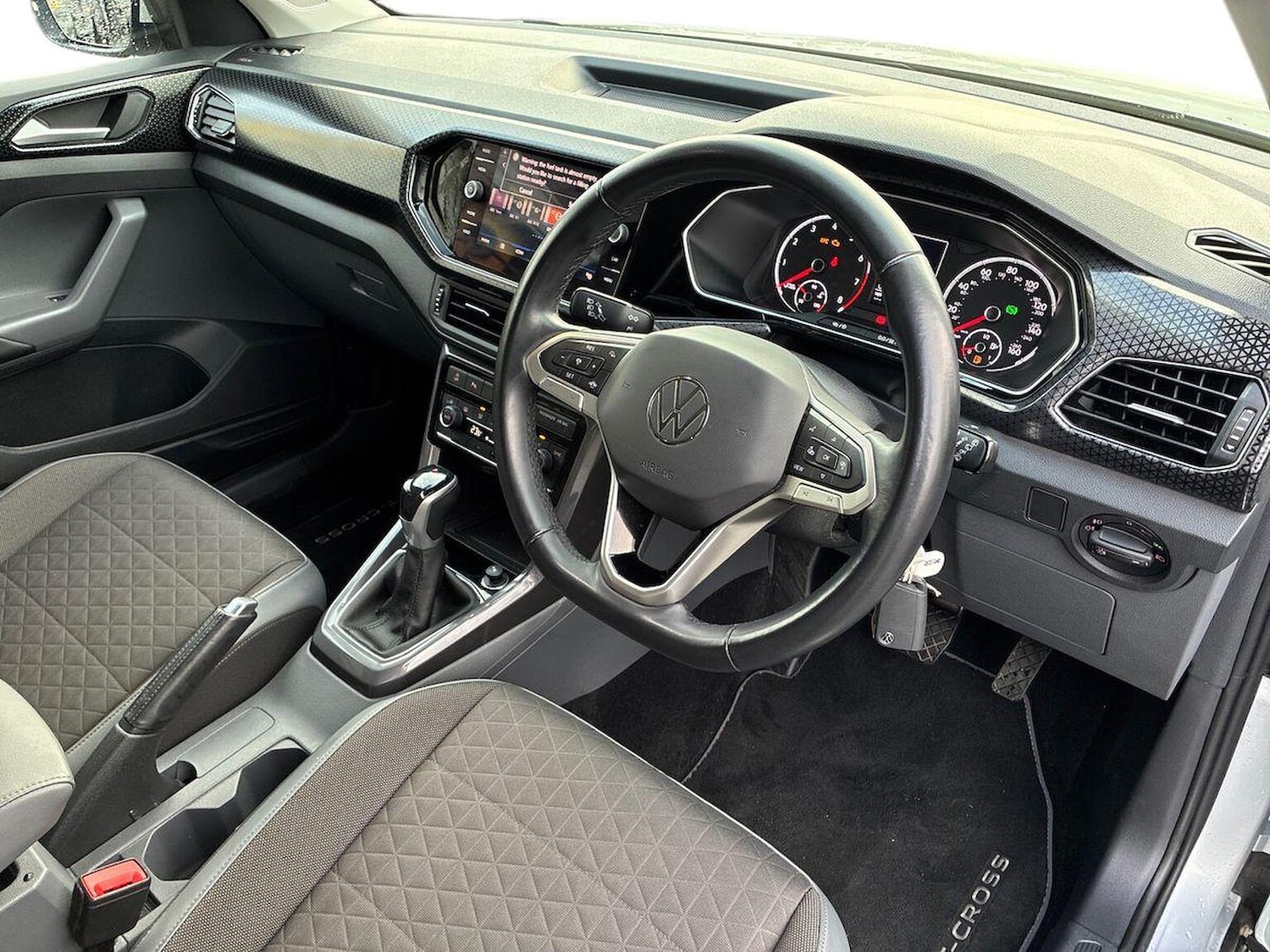 Used Volkswagen T-Cross 2021 for sale - 77980065: Photo 9