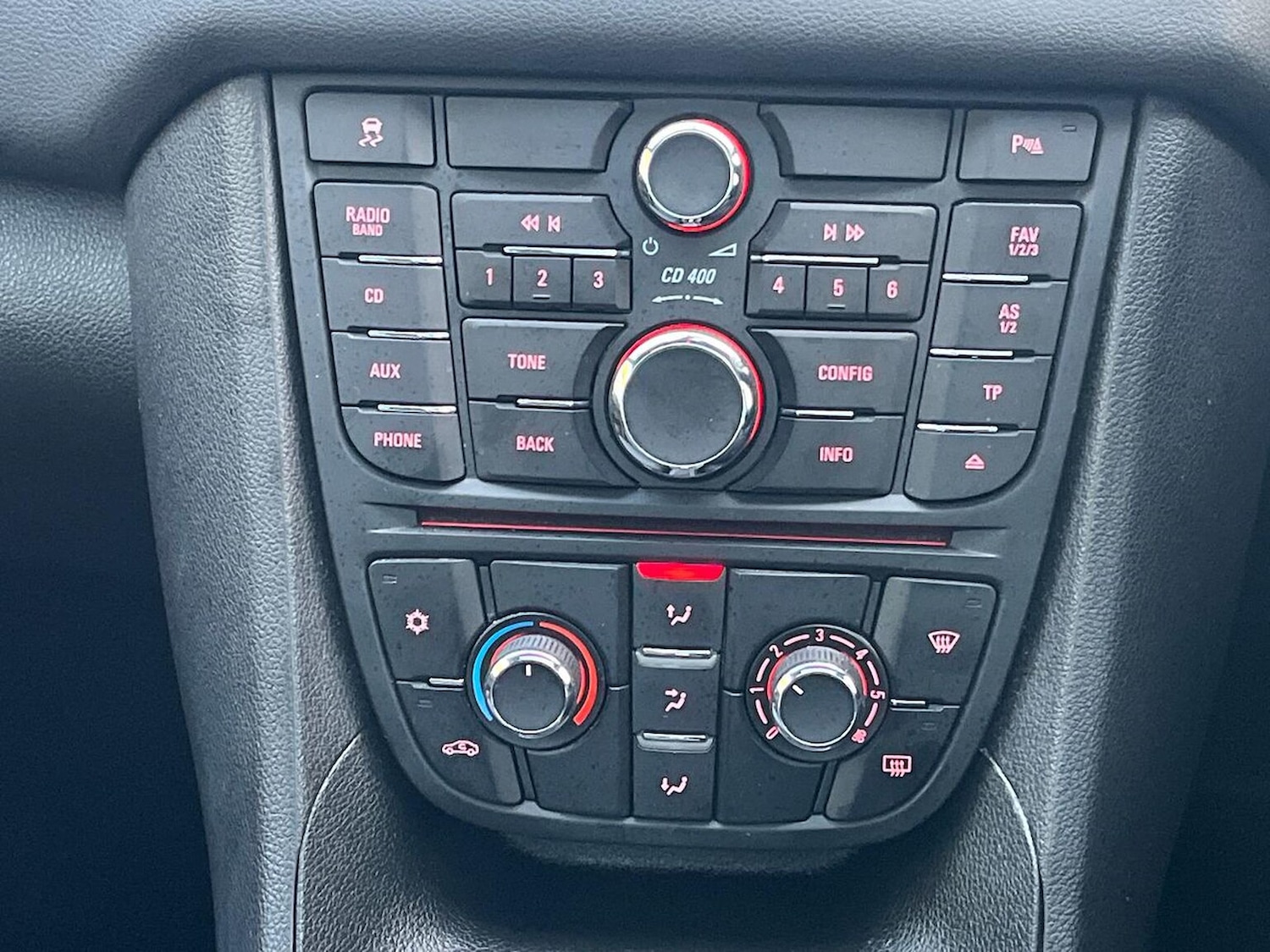 Used Vauxhall Meriva 2016 for sale - 76931635: Photo 12