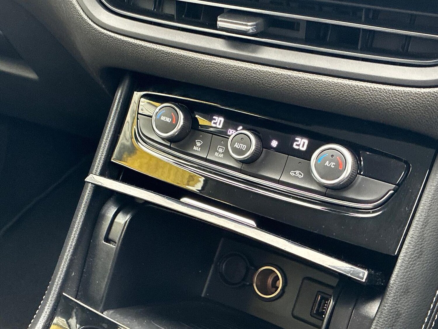 Used Vauxhall Grandland 2022 for sale - 78196390: Photo 12